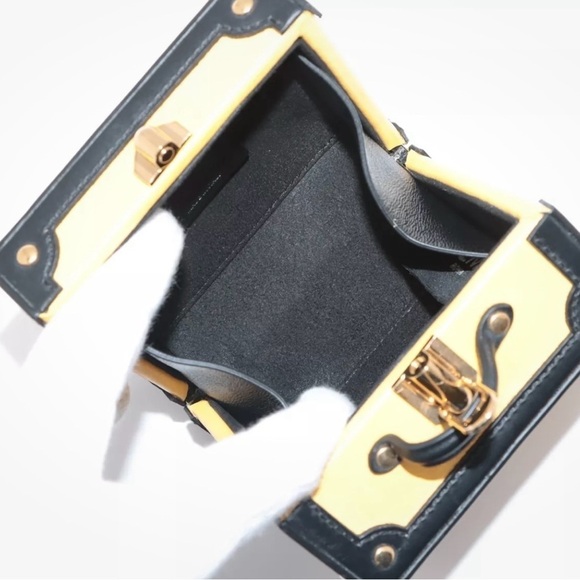 Fendi Trunk Charm GP & Leather Black x yellow - Picture 3 of 5